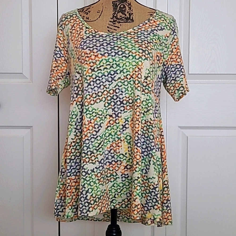 💚 Lularoe Perfect Tee